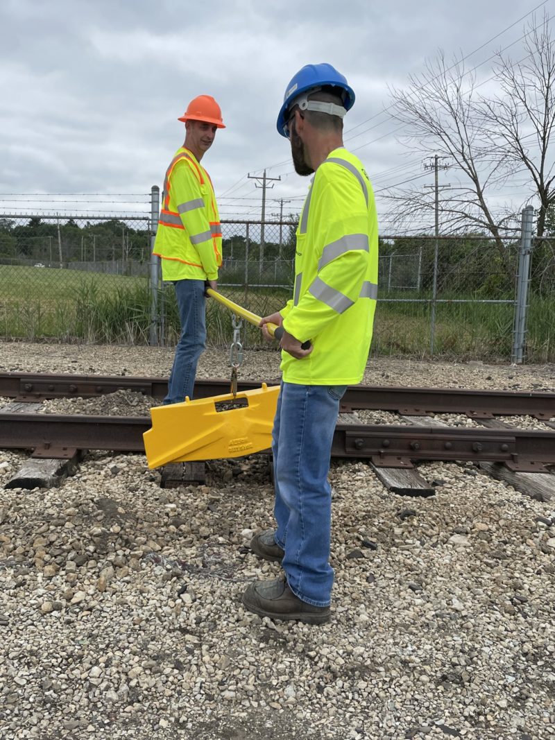 4024-54 Two-Man Carrying Pole (Pic 9)