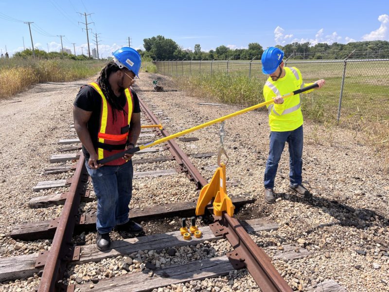 4024-54 Two Man Carrying Pole